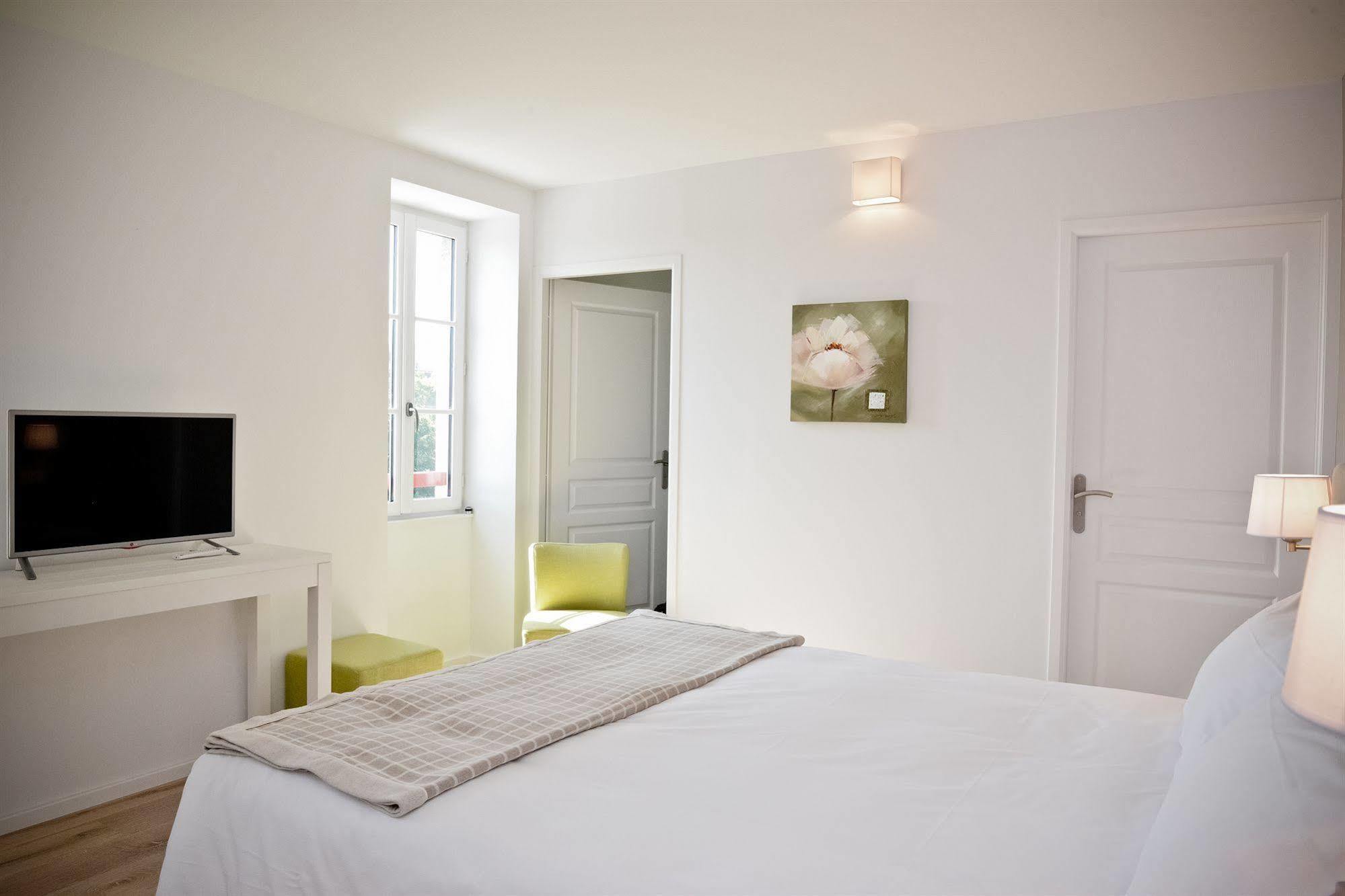 Hotel & Spa Harretchea, Cote Basque Ahetze Exterior photo